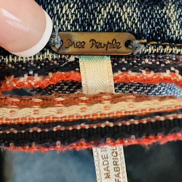 Free People Oversized Jean Jacket M Denim Distressed Retro Trucker Fall Boho - Picture 9 of 11